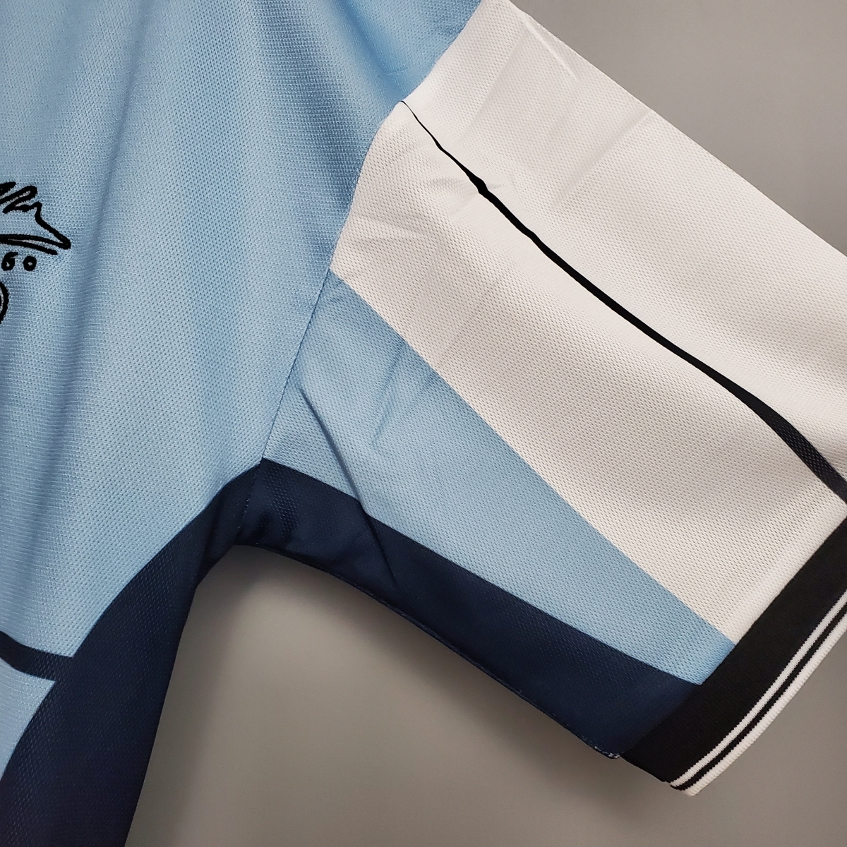 Retro 2001 Argentina Maradona #10 Commemorative Edition Soccer Jersey