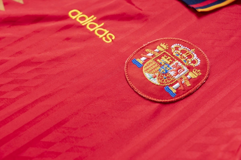 Retro 1994 Spain Home Soccer Jersey