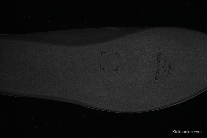 Nike Air Jordan 1 High OG "First in Flight" Basketball Shoes with UNC Blue and Yellow Accents - FD2596-400