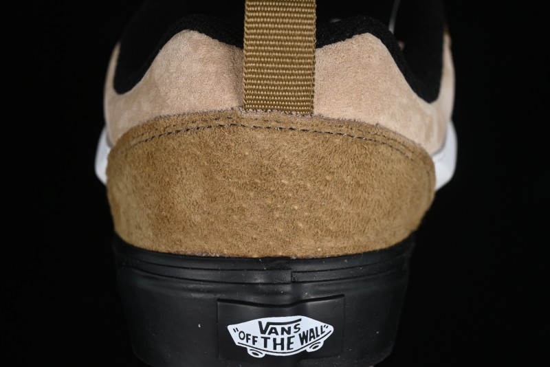 Vans Classics Knu Skool Retro Chunky Tongue Skate Shoes in Black/Brown - VN000CP6BXC