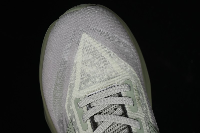 New Balance FuelCell Rebel V4 Low-Top Anti-Slip Durable Versatile Casual Running Shoes - MFCXLF4