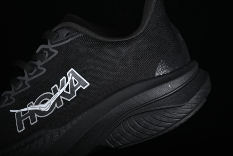 HOKA ONE ONE MACH 6 Flagship Racing Shoes with Carbon Plate Technology and Asymmetric Design - 114791 BLACK