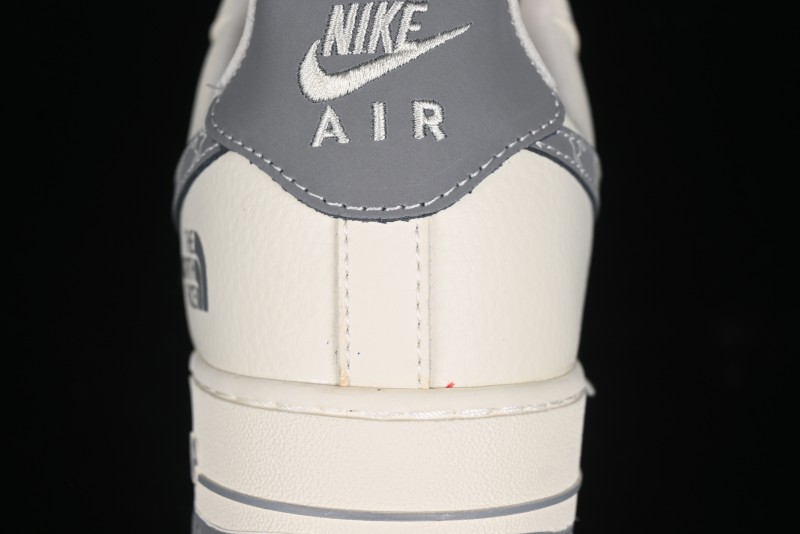 Nike Air Force 1 '07 Low The North Face Bear Collaboration - Beige Grey Swoosh Low-Top Casual Sneakers - KK1988-011