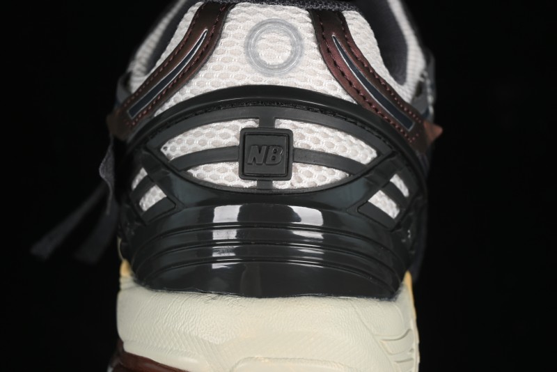 New Balance 1906 Series Retro Dad Style Casual Running Shoes - M1906AR