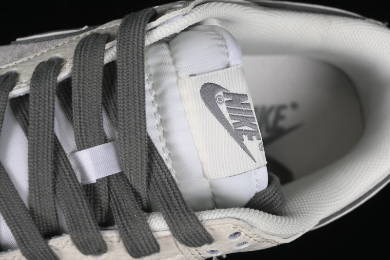Nike SB Dunk Low Supreme Collaboration - Beige Grey Pig Anniversary High-End Custom Low-Top Casual Skate Shoes - XX2025-188