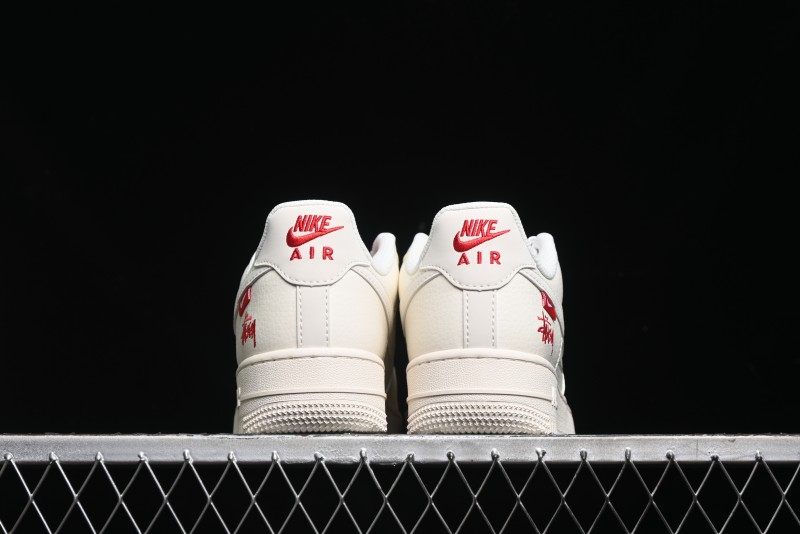 Nike Air Force 1 '07 Low Stussy Collaboration - Double Swoosh Red Tag Low-Top Casual Sneakers - SJ6698-013
