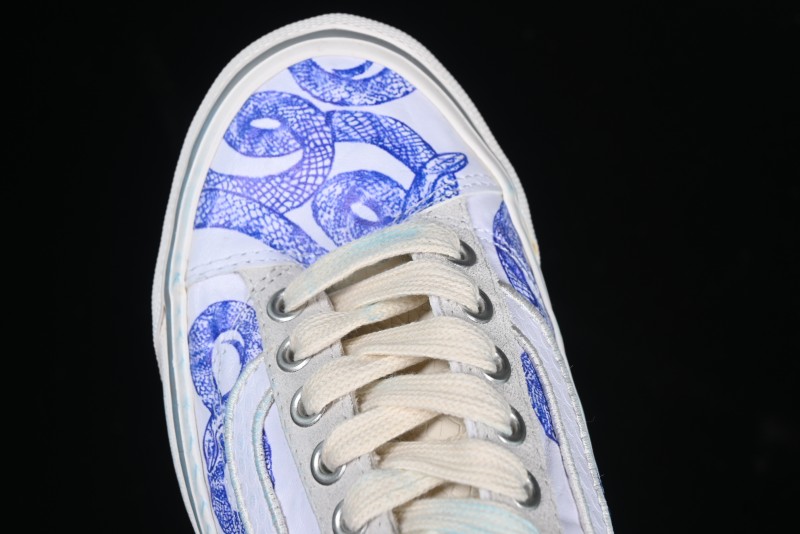 Vans Old Skool Year of the Snake Limited Edition Low-Top Casual Skate Shoes - VN000D57CDA