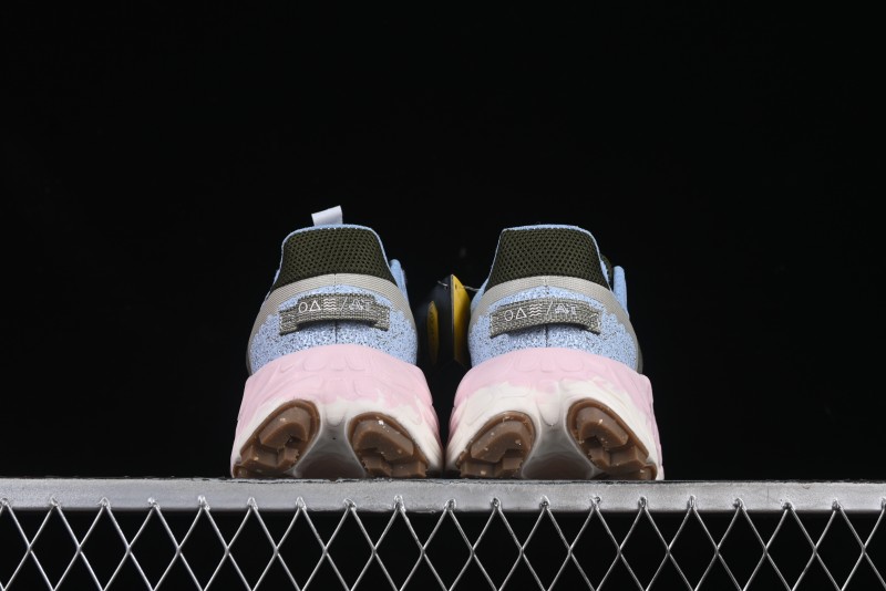 New Balance Fresh Foam X More V3TDS Low-Top Running Shoes with Durable Slip-Resistant Outsole - WTMORUG3