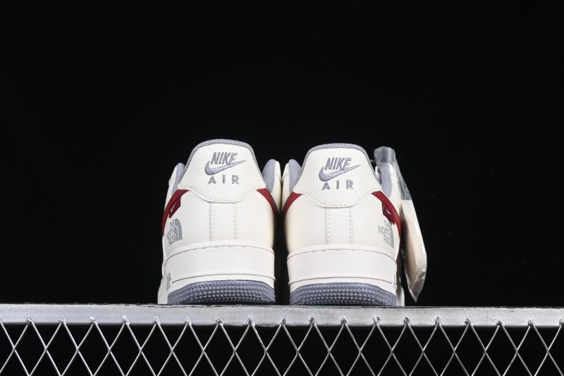 Nike Air Force 1 '07 Low The North Face Collaboration Beige Red Casual Sneakers - DM6688-047