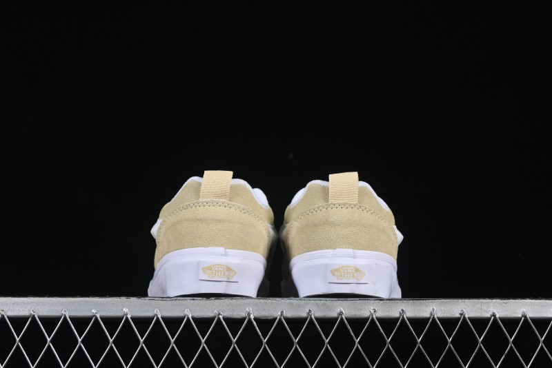 Vans Knu Skool Low-Top Retro Chunky Sneakers - VN000CRPD3Z