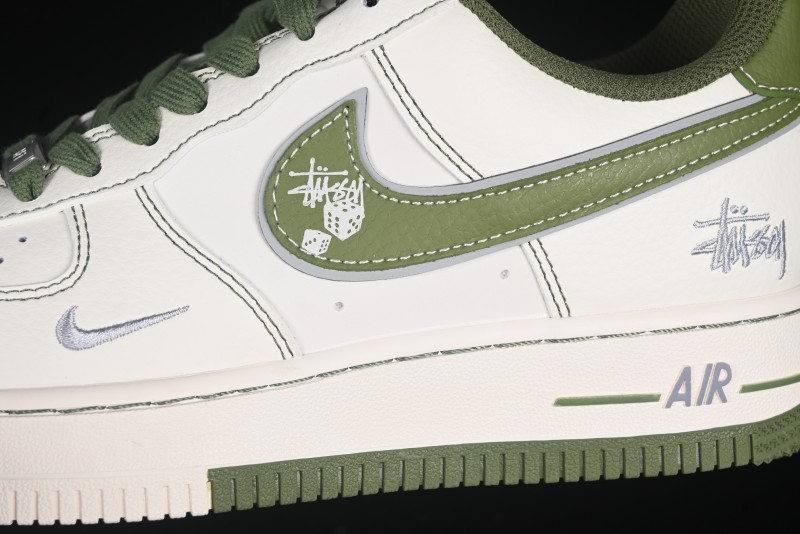Nike Air Force 1 '07 Low Stussy Collaboration Dual-Tone Beige Green Casual Sneakers with Strap - XS1958-525