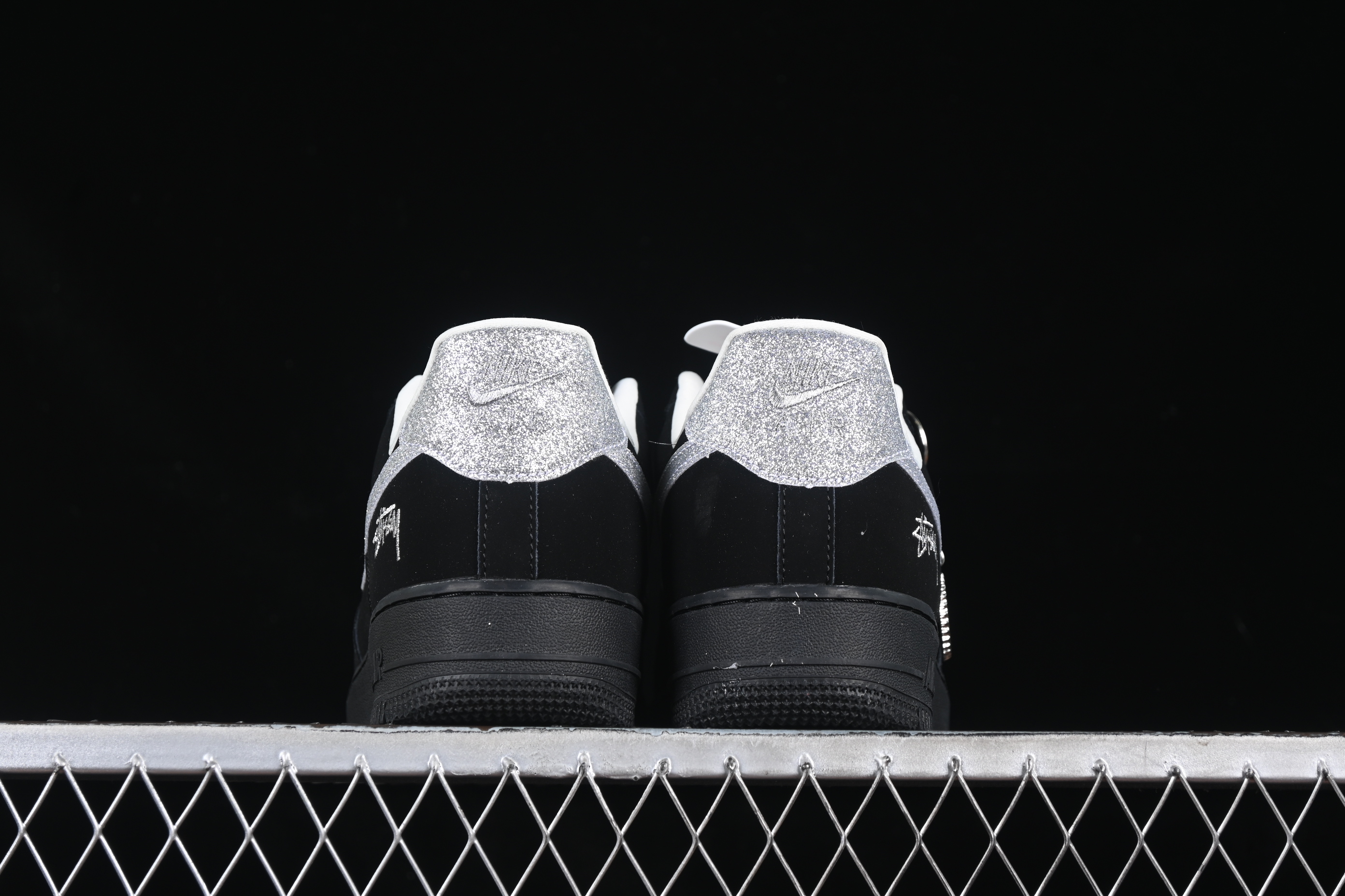 Nike Air Force 1 '07 Low Stussy Collaboration Silver Swoosh Starry Sky Casual Sneakers - DF0188-043