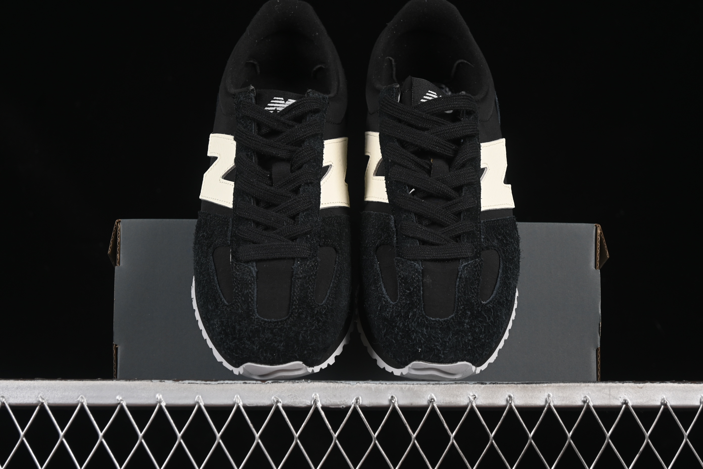 New Balance NB471 Series Fabric and Leather Casual Lifestyle Shoes - U471XA