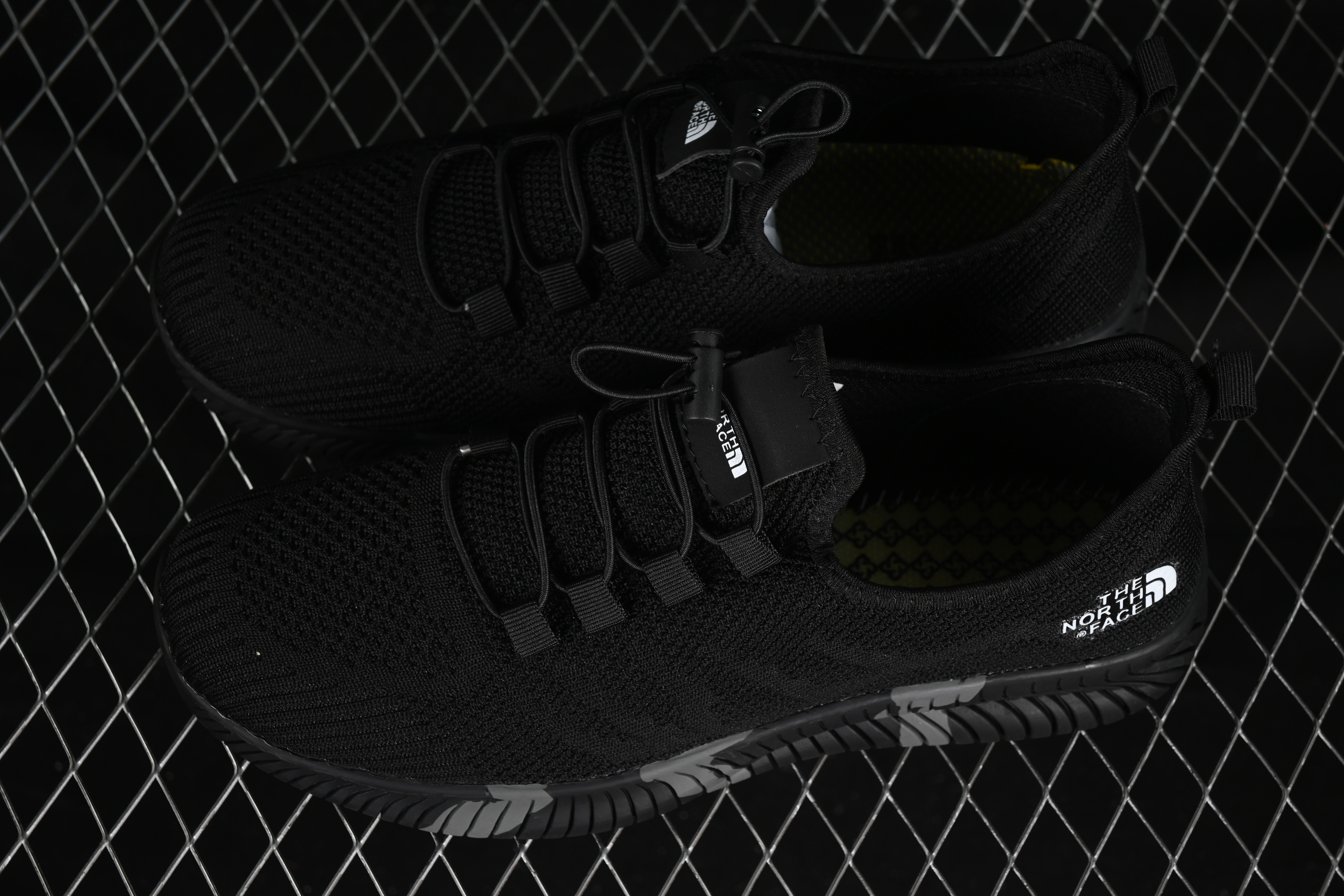 The North Face Comfortable Versatile Slip-Resistant Durable Outdoor Casual Shoes - 8912Black