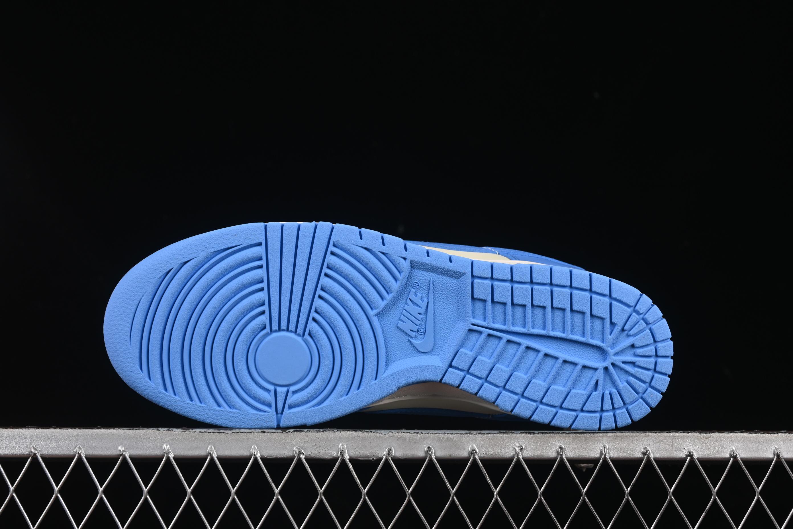 Nike SB Dunk Low University Blue Low-Top Casual Skate Shoes - DV0833-113