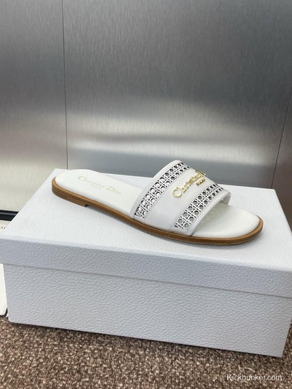 2025 Women Dior White Leather Slippers KFY00300