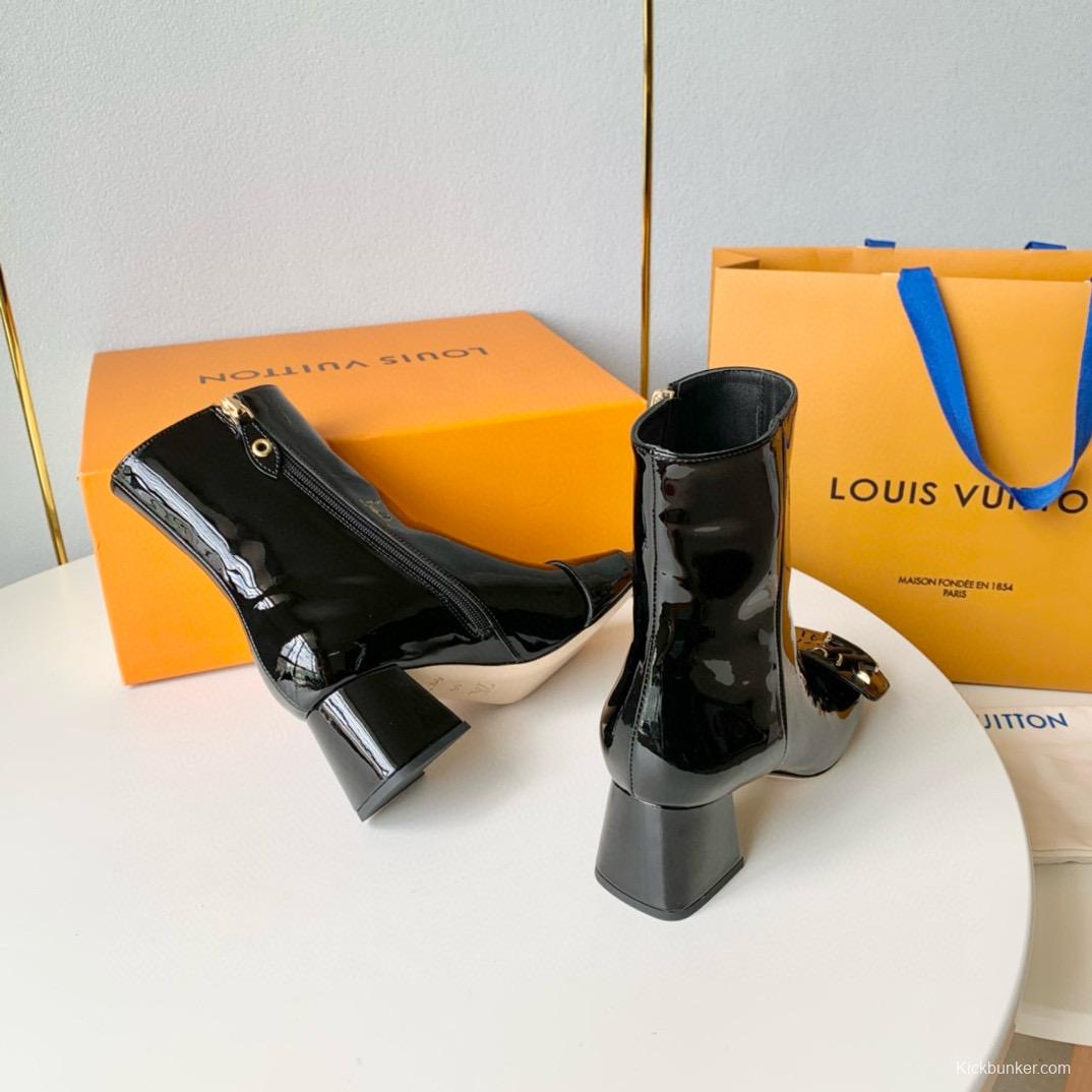 2024 Women Louis Vuitton Black Patent Leather Ankle Boots MJ00420