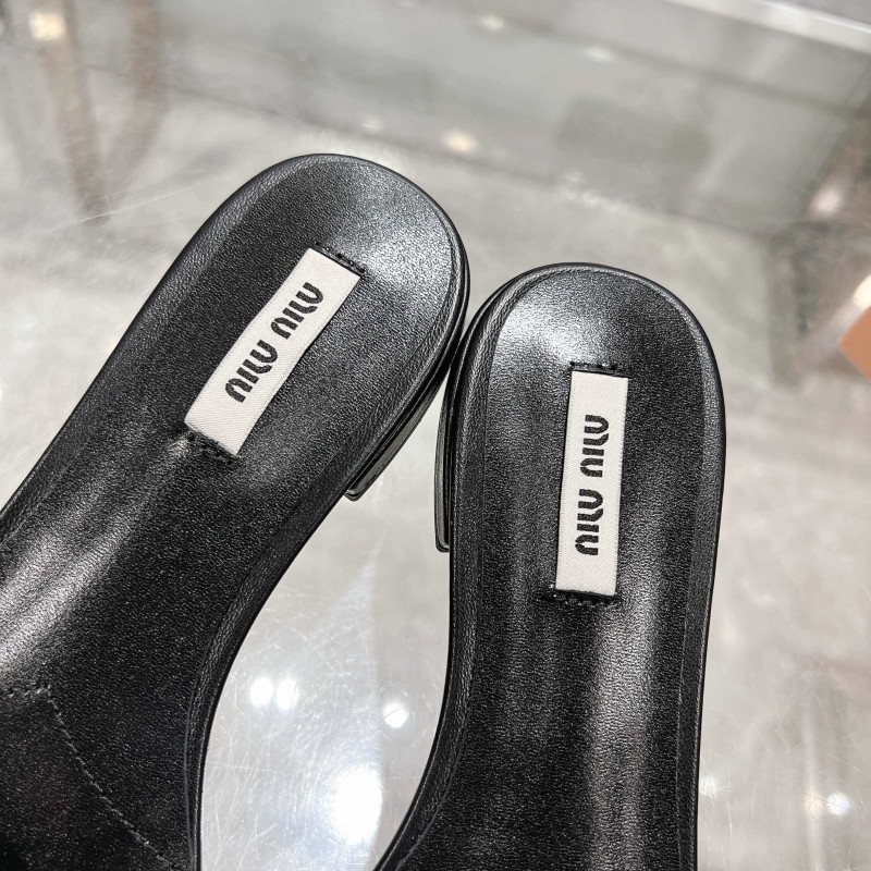2025 Miumiu Black Leather Slippers KFY00250