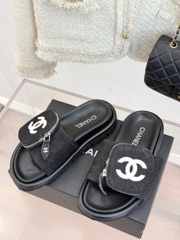 2025 CHANEL Black Fabric Slippers KFY00220