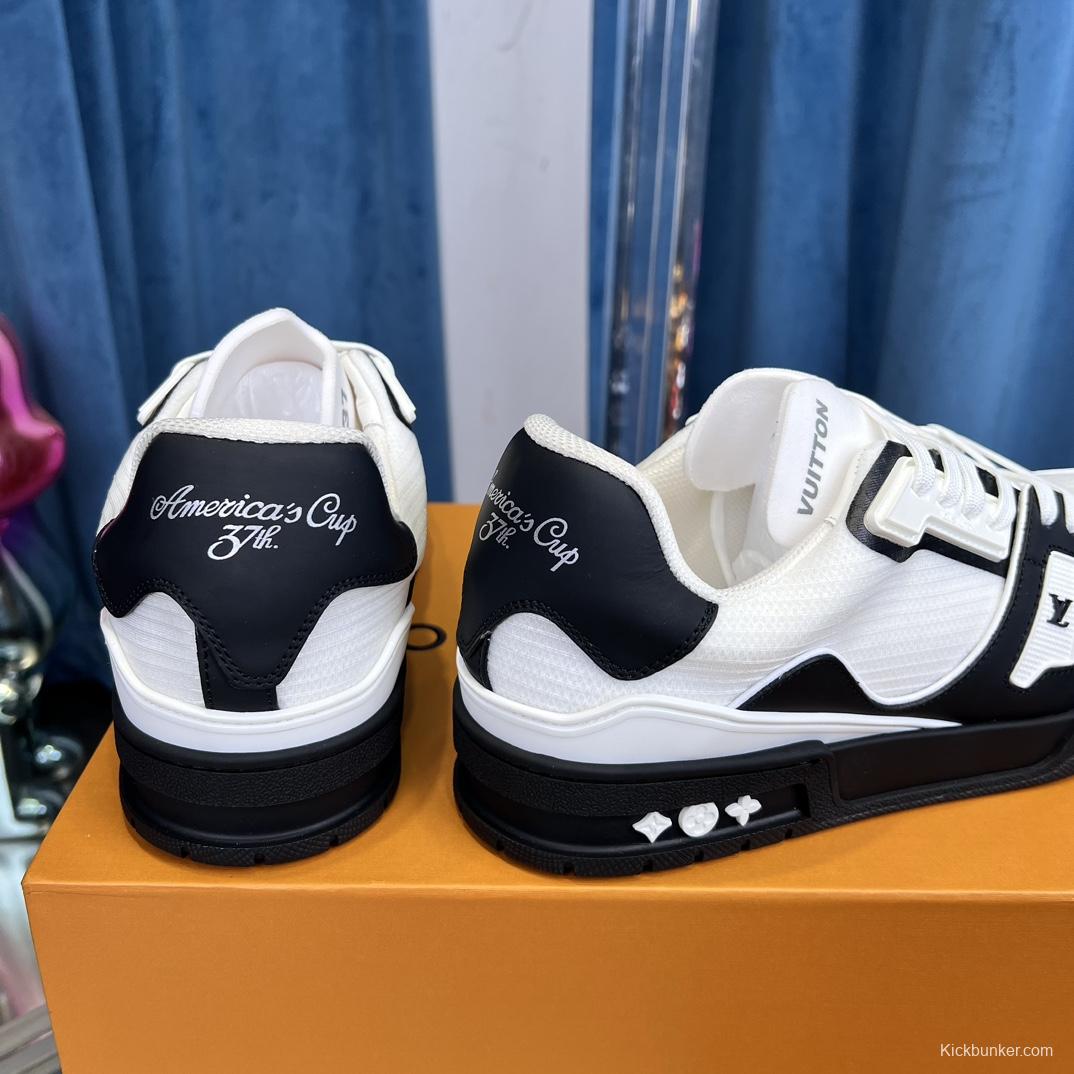 2025 Unisex Louis Vuitton White Black Leather Sneakers