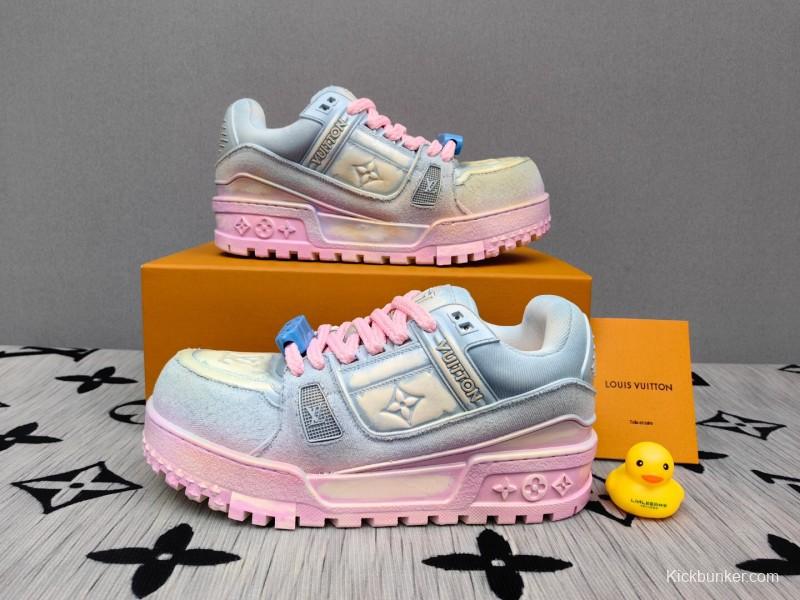 2025 Unisex Louis Vuitton Pink Grey Denim Sneakers KFY00510