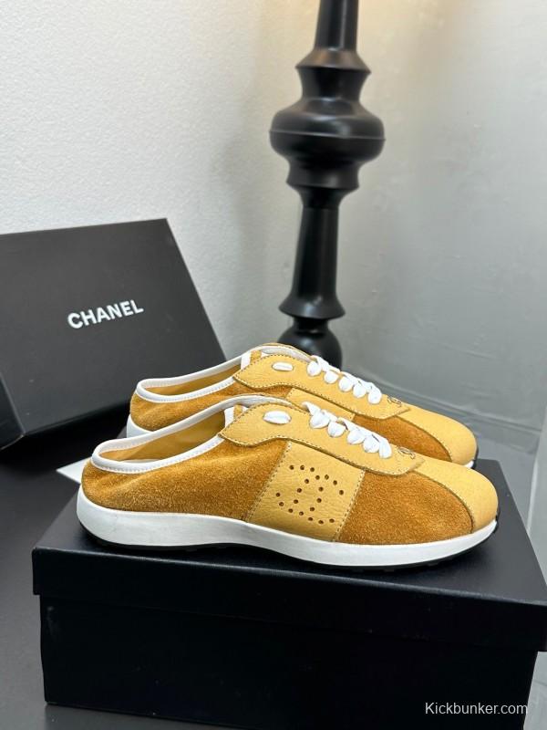 2025 Women Chanel Yellow Suede Casual Sneakers Handmade CC Logo LY00360(F)