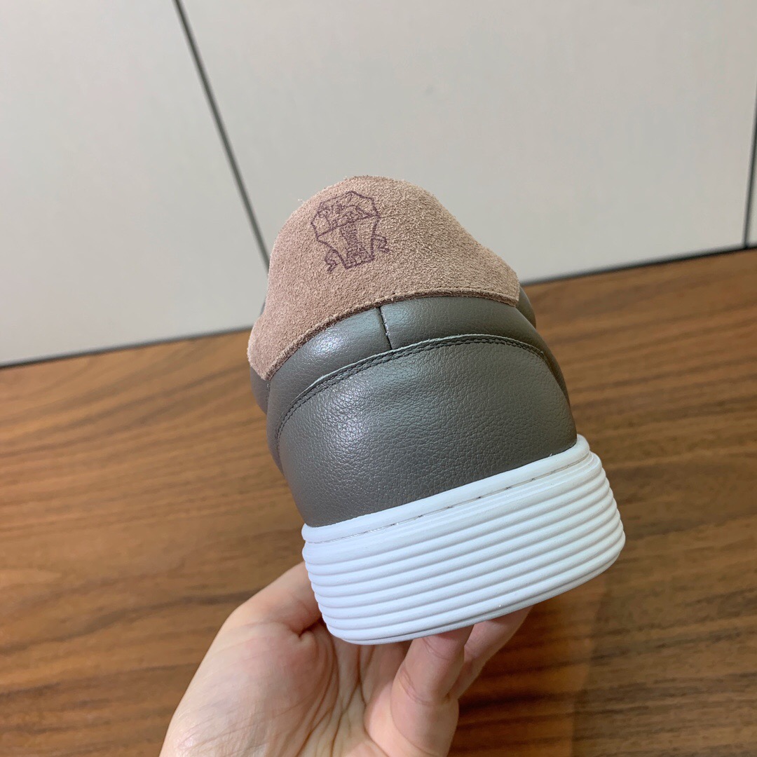 2025 Men Brunello Cucinelli Gray Leather Casual Sneakers Handmade Smooth Finish KFY00310 (M)