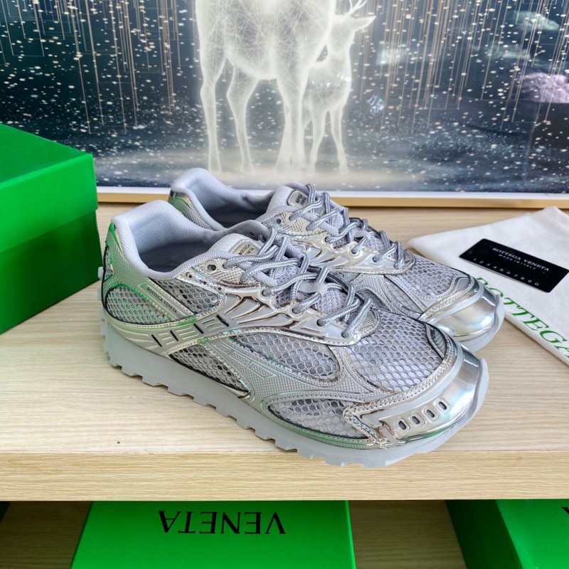 2025 Unisex Bottega Veneta Silver Grey Mesh TPU Runner Sneakers LY00310