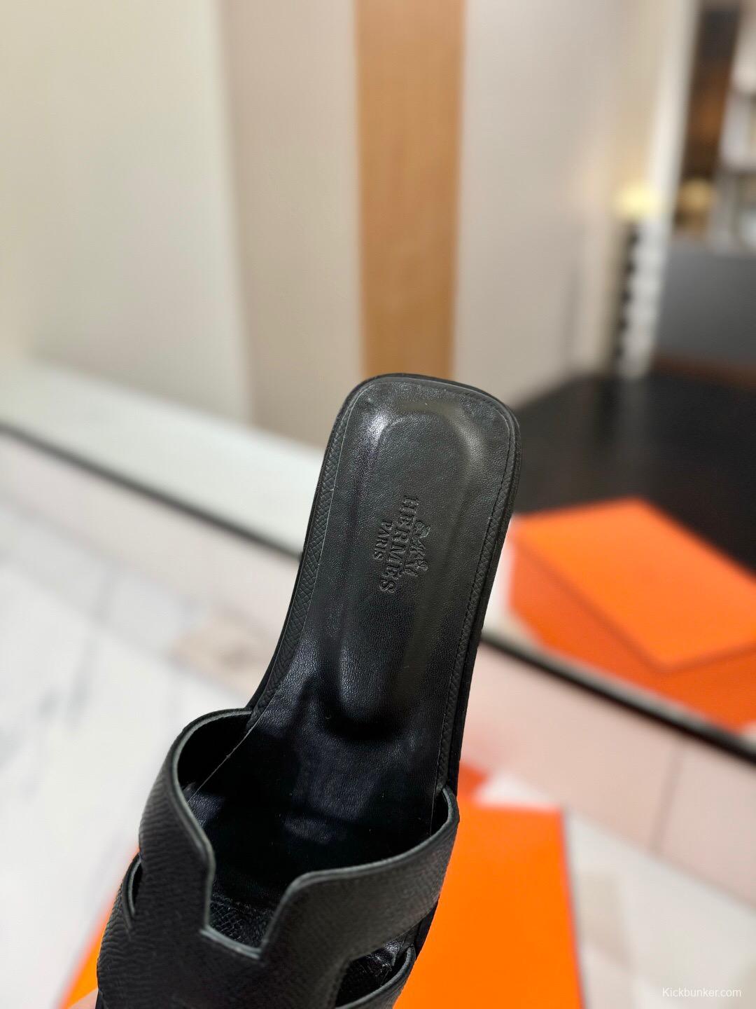 2025 Women Hermès Black Leather Slippers
