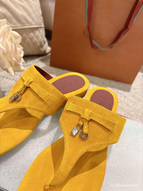 2025 Slippers LP Yellow Suede Slippers LY00250