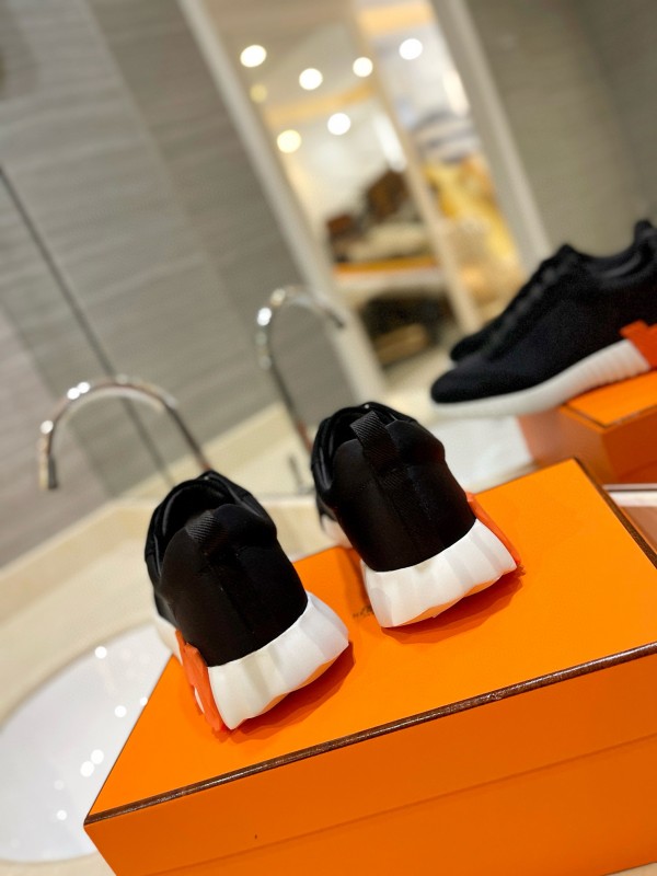 2024 Unisex Hermès Black Orange Glossy Calfskin Nylon Sneakers MJ00320