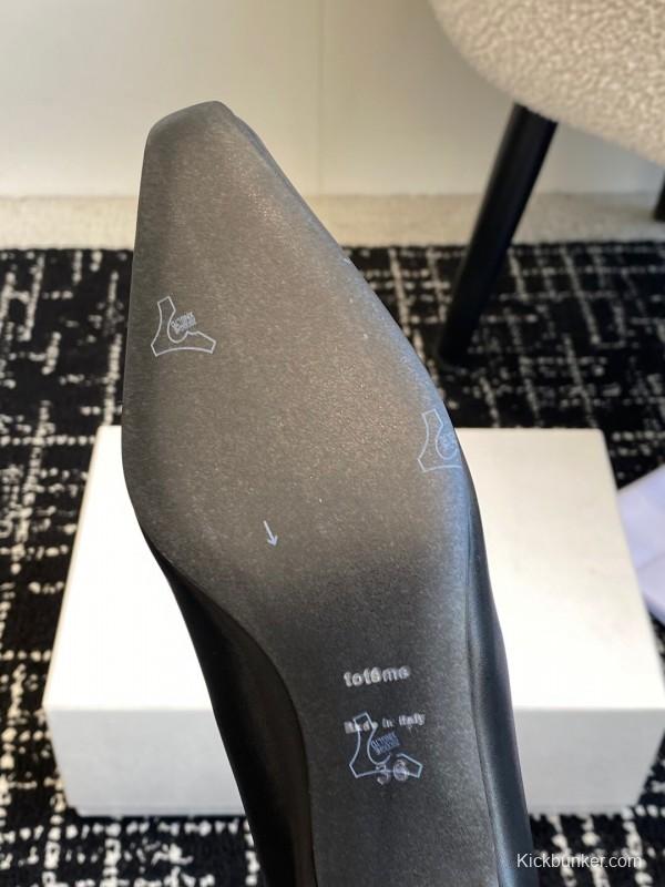 2025 Women Toteme Black Leather Slip-On Loafers