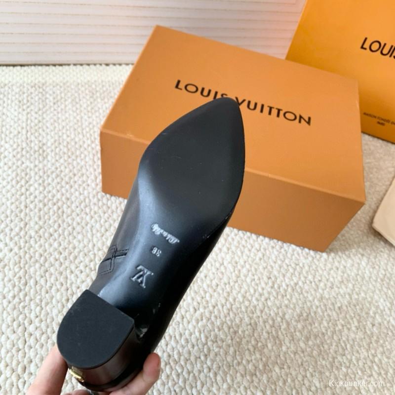 2024 Women Louis Vuitton Black Leather Boots MJ00410