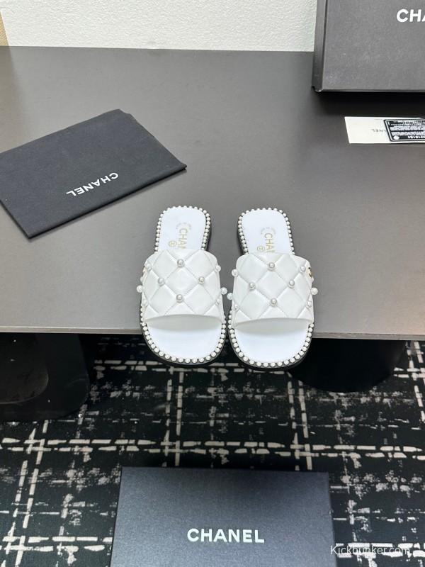 2025 CHANEL White Leather Slippers