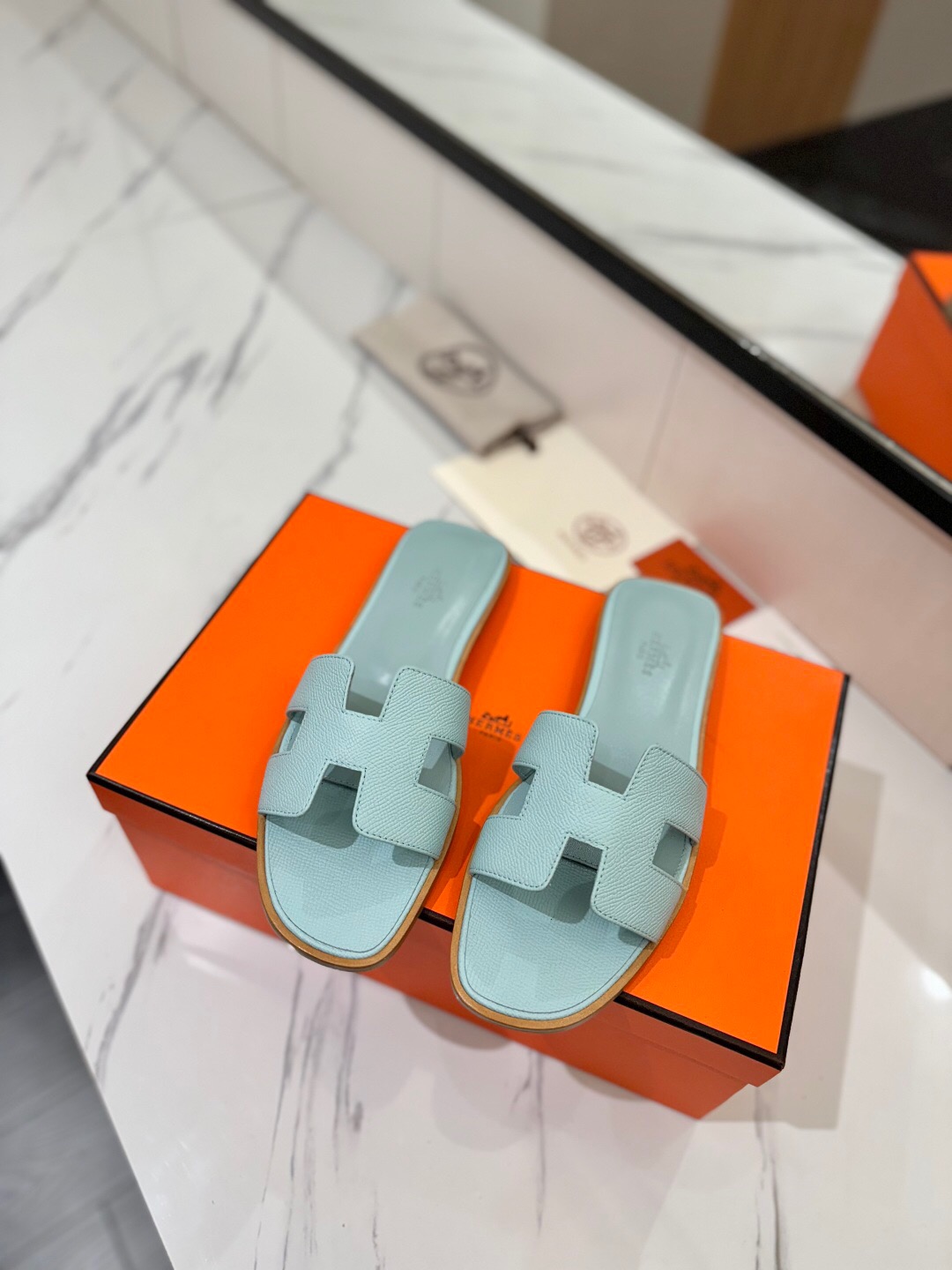 2025 Women Hermès Light Blue Leather Slippers