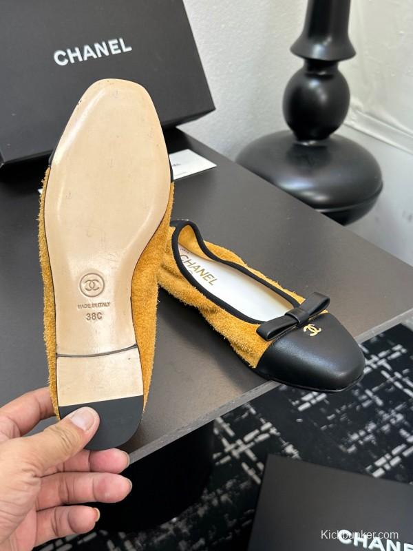Chanel 2025 SS Classic Flats Versatile Sandals