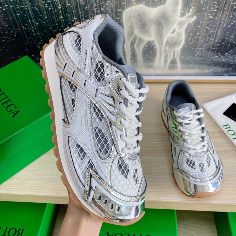 2025 Unisex Bottega Veneta Silver Mesh TPU Runner Sneakers Lightweight Geometric LY00310