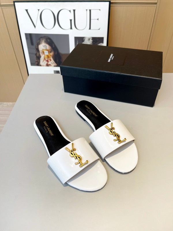 2025 Women Yves Saint Laurent White Leather Slippers LY00180