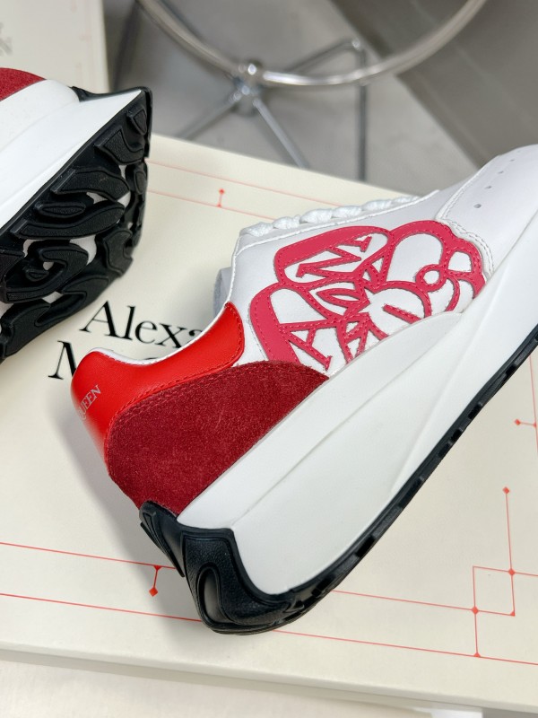 2024 Unisex Alexander McQueen White Red Leather Suede Sneakers MJ00370