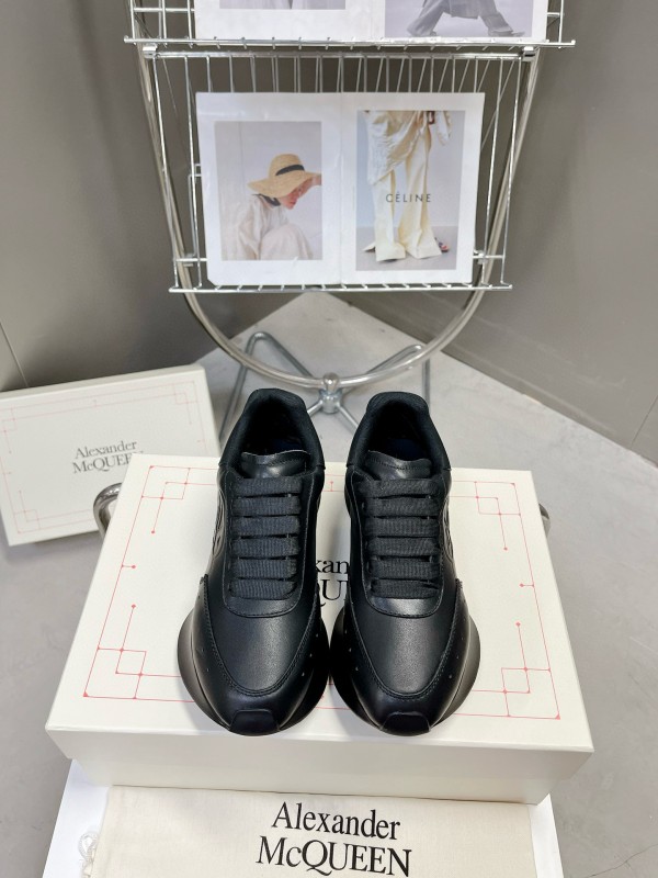 2024 Unisex Alexander McQueen Black Leather Sneaker Seal Logo MJ00370