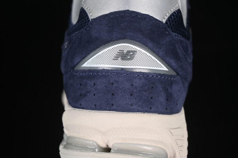New Balance 2002 Series Retro Casual Running Shoes - ML2002RD