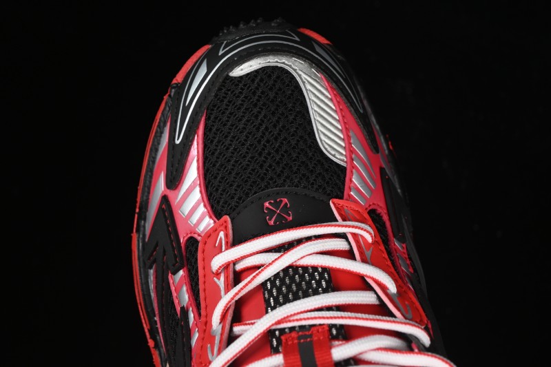 Off-White Be Right Low-Top Lifestyle Casual Shoes in Black Red