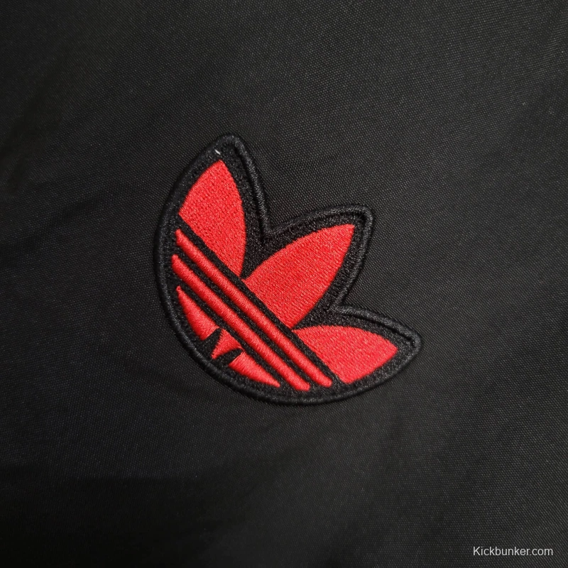 25/26 Manchester United Jacket Black Windbreaker