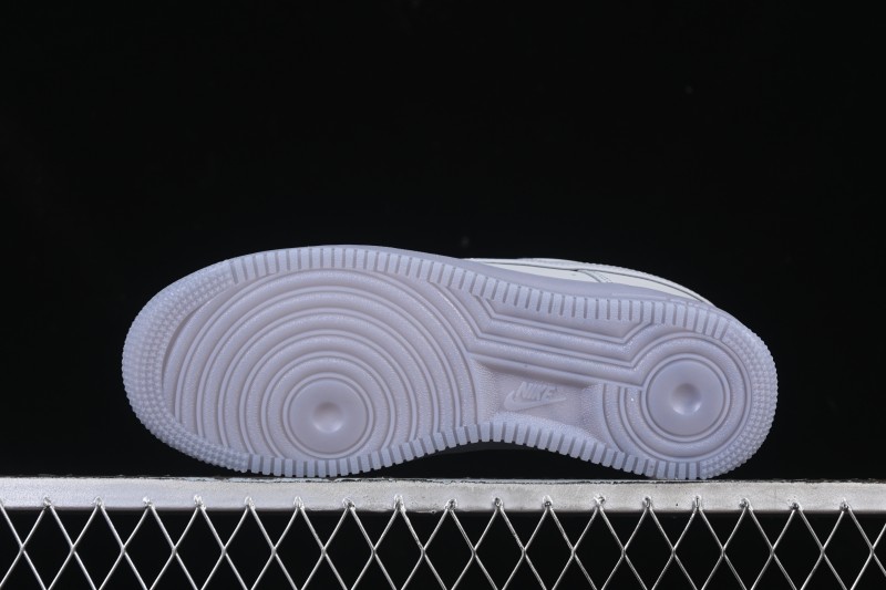 Nike Air Force 1'07 Low Casual Sneakers with Full-Length Air Cushion - CJ9179-002