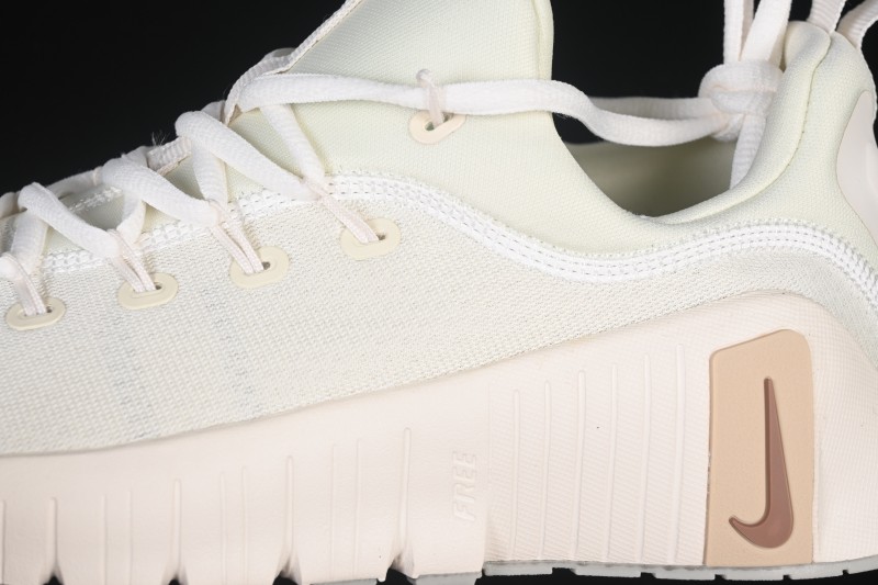 Nike Free Metcon 6 Cross-Training Shoes with Breathable Mesh and Cushioned Sole - FJ7126-100