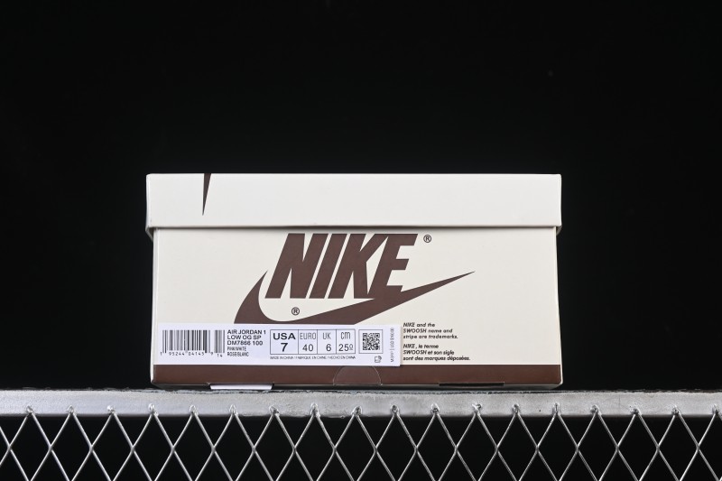 Nike Travis Scott x Air Jordan 1 Low OG AJ1 DM7866-100