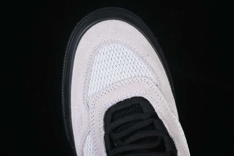 Vans Safe Brady Low Vulcanized Retro Skateboarding Shoes - VN000EEHBWI