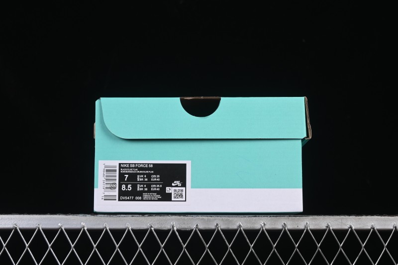 Nike SB Force 58 Retro Skateboarding Shoes with Durable Suede Upper - DV5477-008