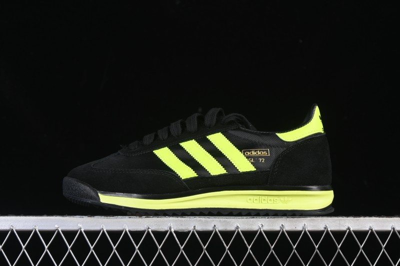 Adidas Originals SL 72 OG Retro Running Shoes with Classic Suede Design - IG4647