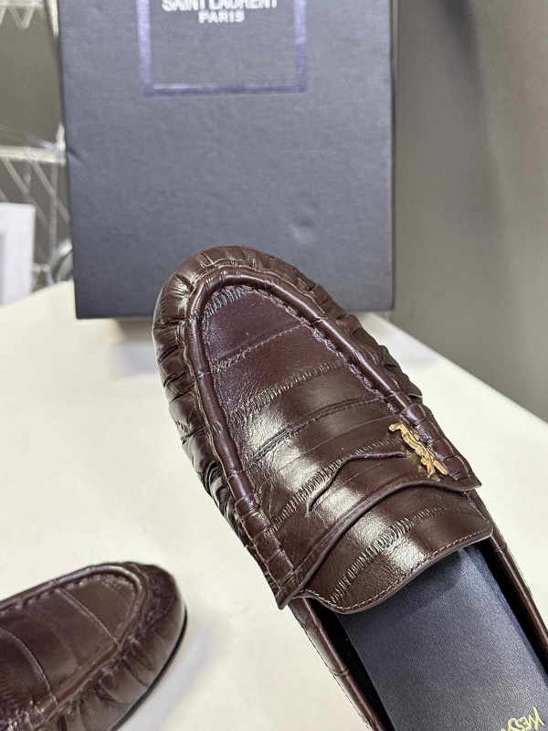 Saint Laurent 2025 SS Classic Loafer Mule Flats - KFY00320